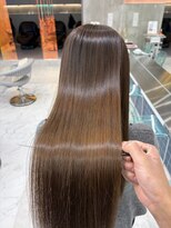 ロンドルーチェ 心斎橋(Lond luce)&nbsp;ダークアッシュ/ミディアムレイヤーカット［髪質改善/縮毛矯正］