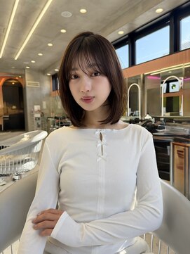 ロンドルーチェ 心斎橋(Lond luce) ダークアッシュ/ミディアムレイヤーカット［髪質改善/縮毛矯正］