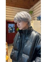 クレエ ヘアー デザイン(creer hair design)&nbsp;小顔似合わせカットショートボブ×透け感ホワイトシルバーカラー