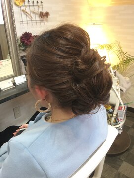 ロワローズ(Roi rose) ☆Roirose☆パーティヘア☆日高