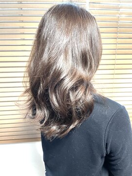 ヨシカット(Yoshi_cut) 夏に向けてハイトーンカラー