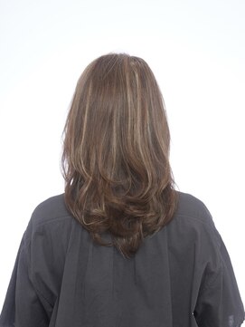 えがお美容室 【えがお美容室】白髪が気になる方に◎白髪ぼかしカラー