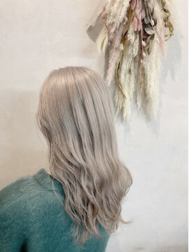 エンカウントバイマハロ 千葉(encount by mahalo) ホワイトベージュ