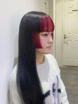 コル(CoL) 前髪インナーと姫カットで個性派バングカラー