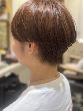 ランプ(Lamp) 耳掛け楽ちん！オレンジショートマッシュ