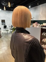 チル 福井駅前店(Chill)&nbsp;福井切りっぱなしボブハイトーンブリーチブロンドダブルカラー