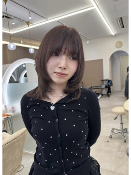 ネモネ バイ ミリー 梅田茶屋町(nemone by milly) 韓国レイヤー×グレージュ【梅田 茶屋町】