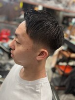 フォーコーナーズカットショップスリーセント 栄(FourCornersCutShop 3/cent)&nbsp;ミドルフェード