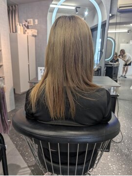 ブランシスヘアー(Bulansis Hair) ハイトーンスタイルで夏を独り占め