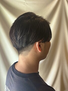 ココカラヘアー ニコ(cococara hair nico) センターパート/刈り上げマッシュ/メンズカット