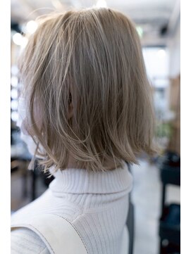 シャロン(SHARON) 【SHARON】くびれボブ×クリアブロンド