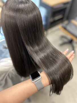 アリュウル 表参道 青山(Allure) 王道グレージュ/透明感カラー/オリーブグレー/ベージュ◎