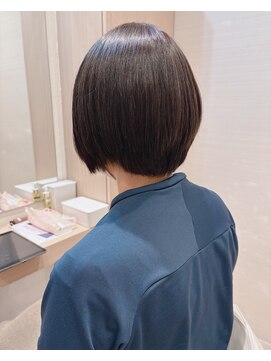 大人かわいい☆綺麗なシルエット！王道ボブ♪フェミニン