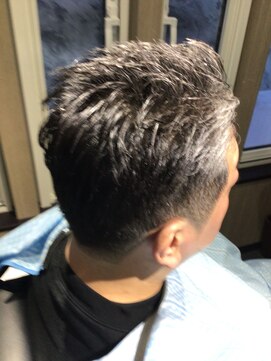 ソウ ヘアーワークス ヤマザキ(想 Hair works YAMAZAKI) フェードカット