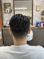 アールズ ヘア(R's hair)&nbsp;MEN’S HAIR/サーフカール/刈り上げセンターパート/印西