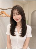 ミディアムレイヤーカットグレージュ顔周りカット