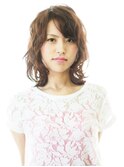ミディアムレイヤースタイル