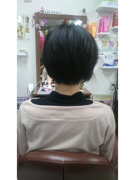 キスミー プラス(Kiss me +) 襟足ギリギリ ショートスタイル