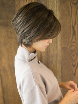 エル(LE) ヴェールウェーブブルージュアシメ似合わせカットショート