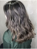 パキッとハイライトグレージュ！