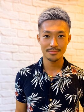 グレイスフル バーバープラチナム 六本木店(Graceful Barber platinum) フェードアップバングワイルド刈り上げ＜理容室＞