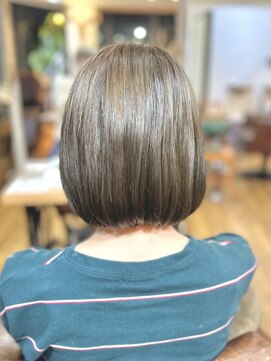 ワン エイティー ディグリース 恵比寿(180°One Eighty Degrees.) BoB/Olive Beige