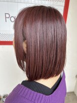 パディントン(Paddington) ガーリーなミディボブにはヴァイオレットピンクが相性◎