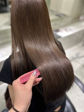 リー 尼崎(Lee) ブラウンカラーで艶髪