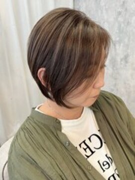 ティダスマイル ふじみ野店(tida smile) 白髪ぼかいハイライト　グレージュ