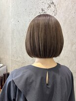 シーインフィニート(C∞) お白髪を活かしたベージュカラー