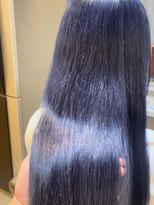 レンネ(Renee) 色気艶ロングヘア×美肌効果ブルーサファイア