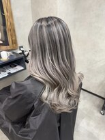 サニー 渋谷(SUNNY)&nbsp;バレイヤージュ、ハイライト、レイヤーロング、キッズカット