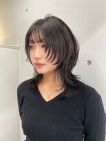 シーン(seen) 【ハッシュカット】ロングウルフレイヤーカット中性ウルフ