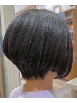 ガレリア エレガンテ 春日井店(GALLARIA Elegante) 大人ショートボブ/暗髪/透明感