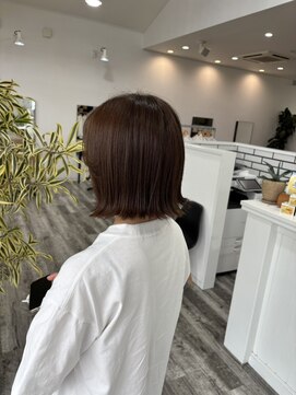サロンド ベレーザ トータ(salao de beleza tota) 切りっぱなし×アッシュ