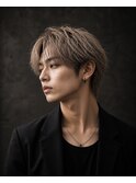 20代韓国風センターパート×メンズカラー×ブリーチ