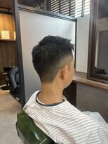 オールマンバーバーショップ 流山おおたかの森(Allman Barbershop)&nbsp;リバースセンターパート/ニュアンスパーマ/ダウンバング/流山
