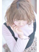 ミエル ヘア 新宿(miel hair)&nbsp;【mielhair新宿】お手入れ楽チン★プラチナアッシュもてミディ★