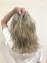 モードケイズ 本厚木(MODE K's)&nbsp;ホワイトベージュ_ヴェールウェーブブルージュ