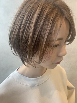 トパ(topa) 大人可愛いハンサムショート ブリーチなし！ 透明感カラー