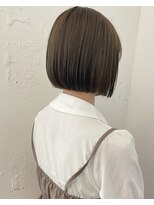 カウチ 板橋本町店(kauti)&nbsp;ぱつっとボブと透明感ベージュ