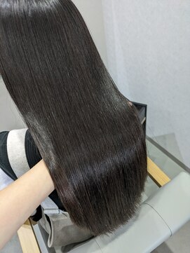 コロン(coron) 縮毛矯正でツヤツヤロング