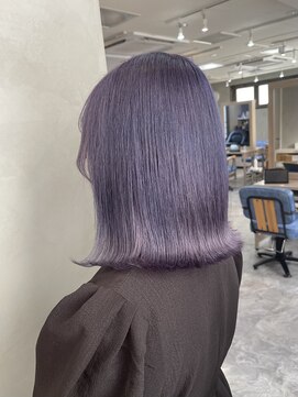 アールプラス 新宿(ar+) パープルカラー