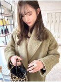 透明感マロンベージュゆるふわロングヘア透け感バング20代30代