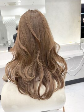 ジーナ 名駅(XENA.) 《xena/中島》ロングレイヤー×ハイトーンミルクティー