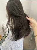 オリーブグレージュ