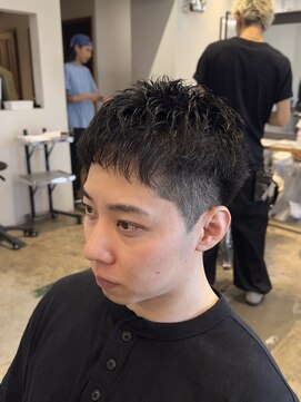 ザデイ カットアンドカルチャーショップ(THE DAY CUT&CULTURE SHOP) ダウンバングショート