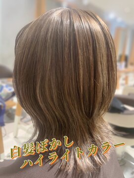 アース 武蔵境店(HAIR & MAKE EARTH) “隠す”より“活かす”で、大人の髪をもっと軽やかに。