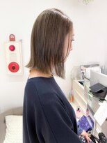 バブ バイネオリーブ(Bab by neolive)&nbsp;ミディアム/切りっぱなしボブ/デザインカラー/ハイライト