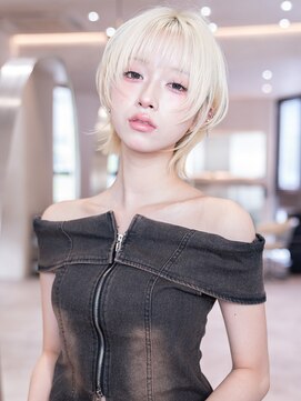 大人ガーリー顔周り似合わせカット/ミディアムレイヤーカット